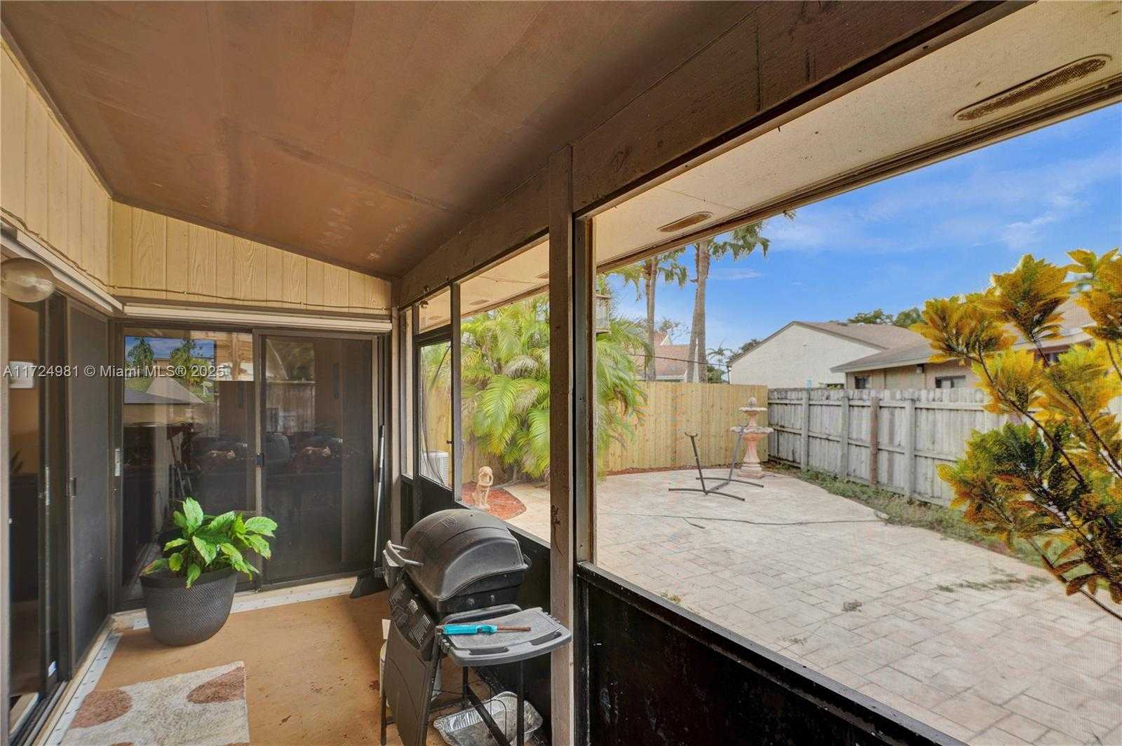 Small Image of 21812 SOUTH WEST 98TH PL, Cutler Bay Number 33