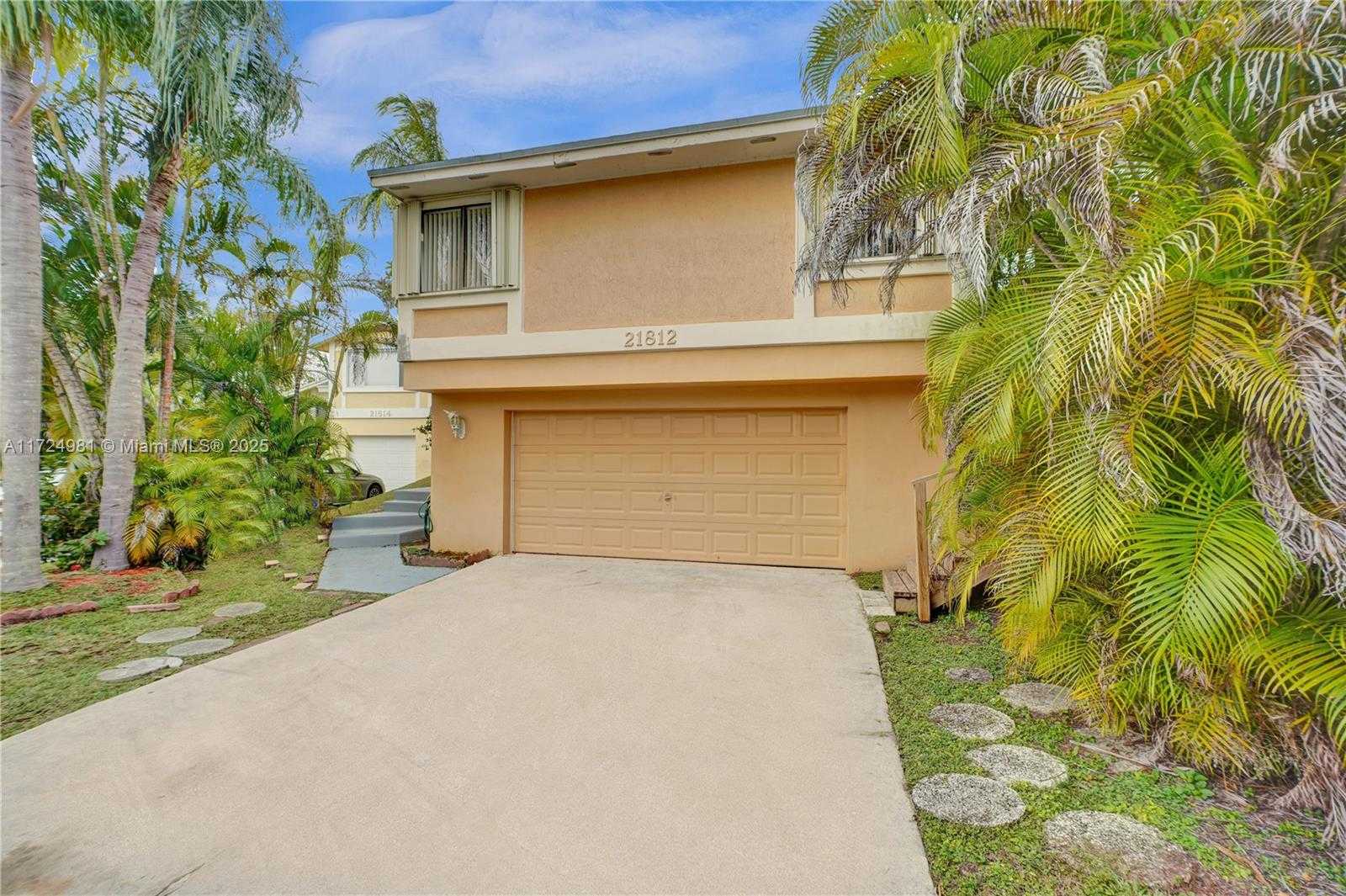 Small Image of 21812 SOUTH WEST 98TH PL, Cutler Bay Number 48