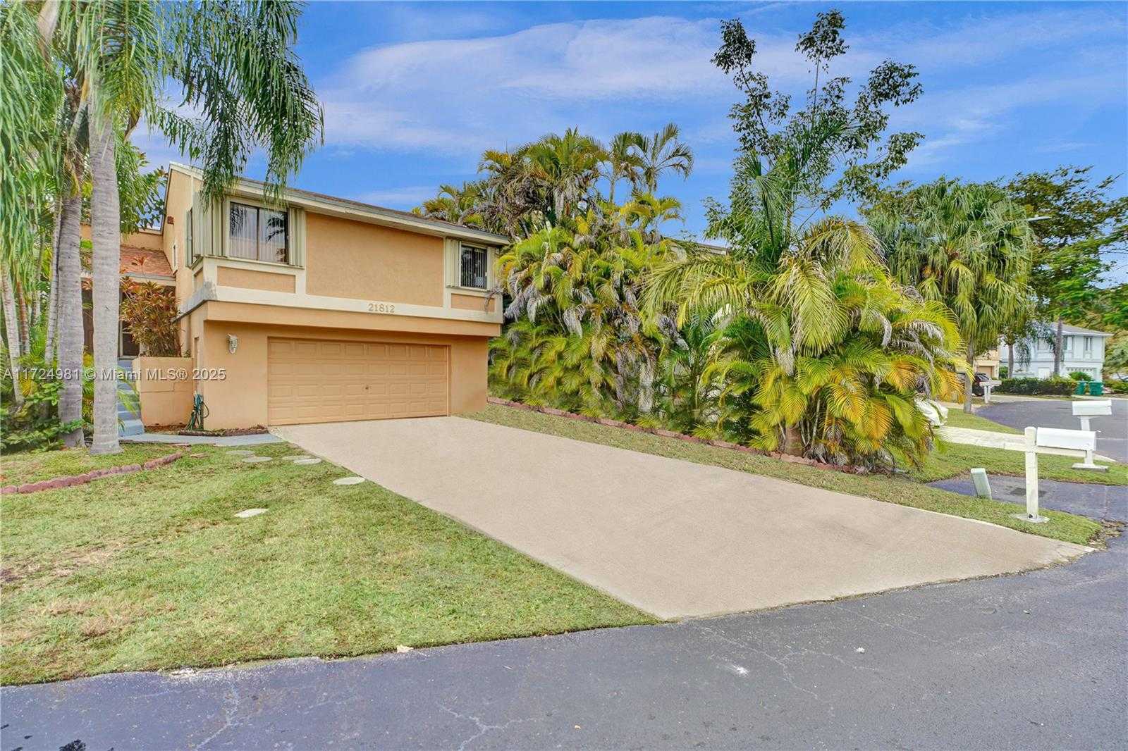 Small Image of 21812 SOUTH WEST 98TH PL, Cutler Bay Number 53