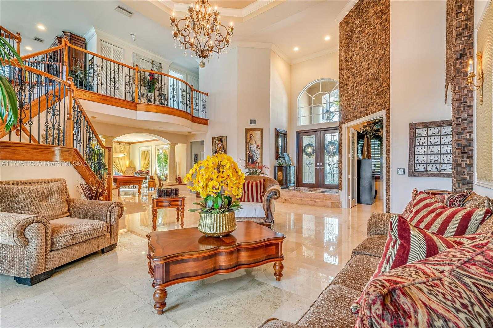 Small Image of 2900 WEST LAKE VISTA CIR, Davie Number 11