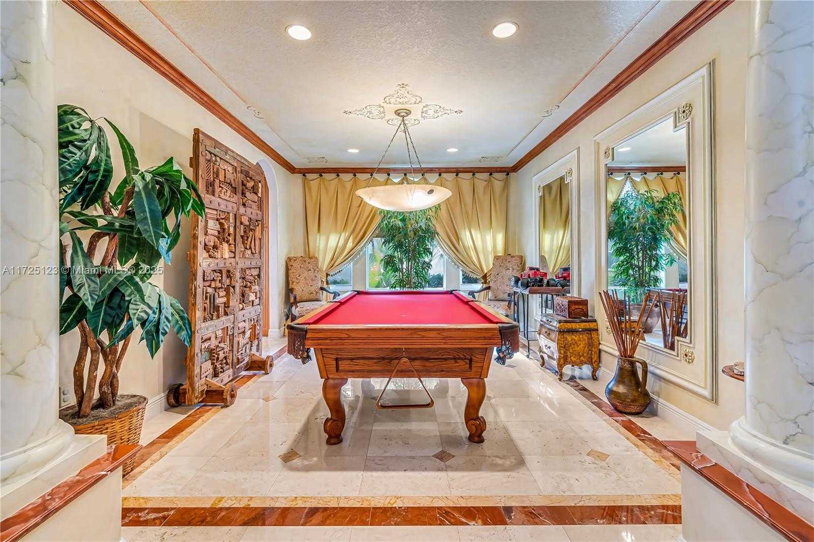Small Image of 2900 WEST LAKE VISTA CIR, Davie Number 17