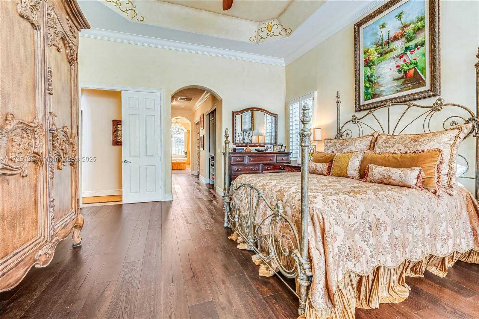 Small Image of 2900 WEST LAKE VISTA CIR, Davie Number 24
