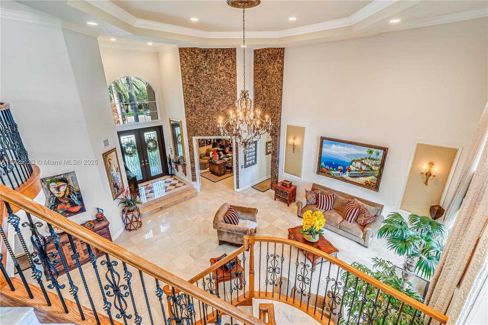 Small Image of 2900 WEST LAKE VISTA CIR, Davie Number 26