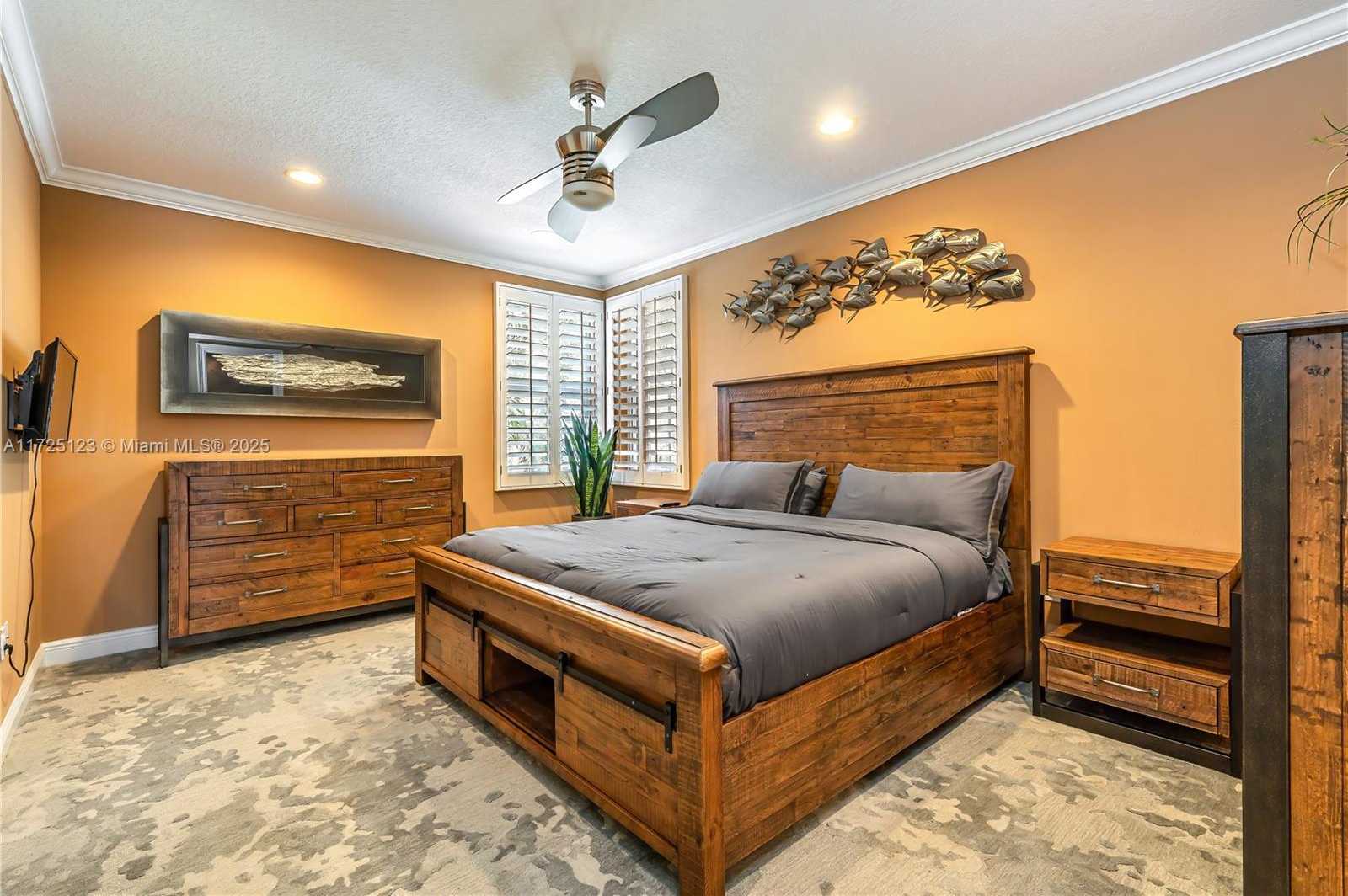 Small Image of 2900 WEST LAKE VISTA CIR, Davie Number 33