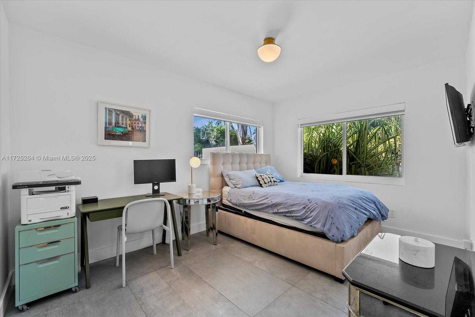 Small Image of 2104 NORTH EAST 124TH ST, North Miami Number 10