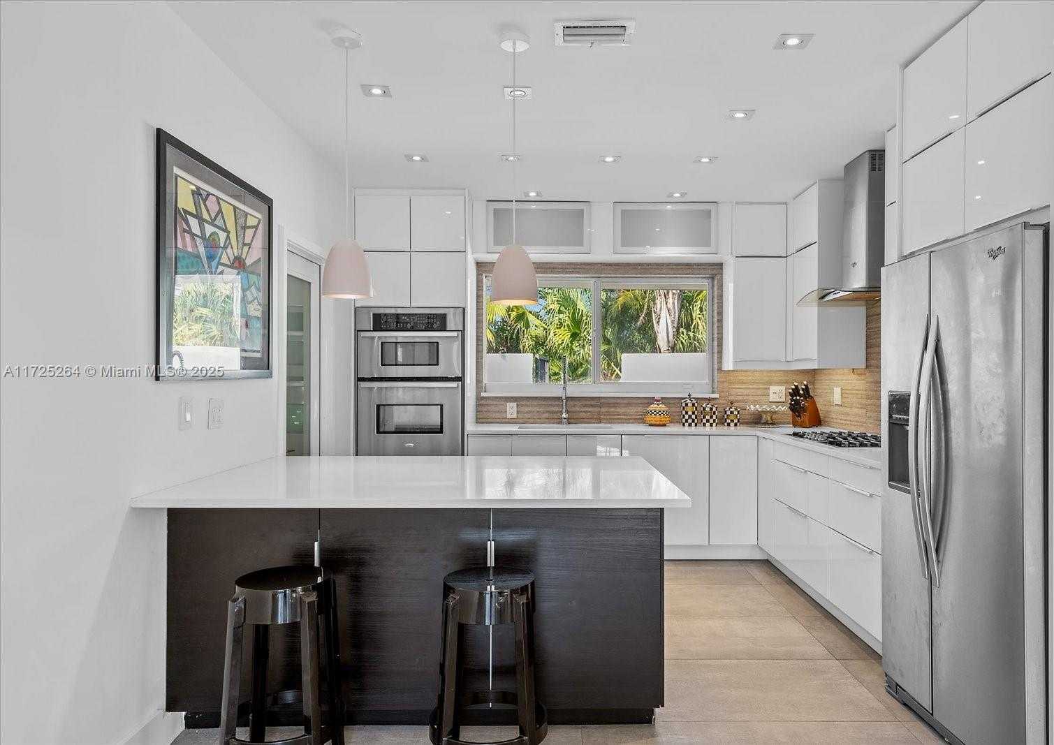 Small Image of 2104 NORTH EAST 124TH ST, North Miami Number 8