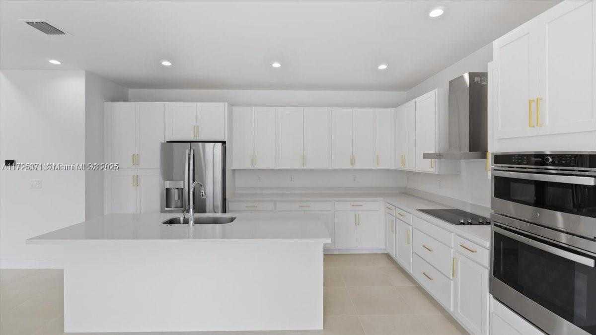 Small Image of 15875 SOUTH WEST 90TH AVE, Palmetto Bay Number 5