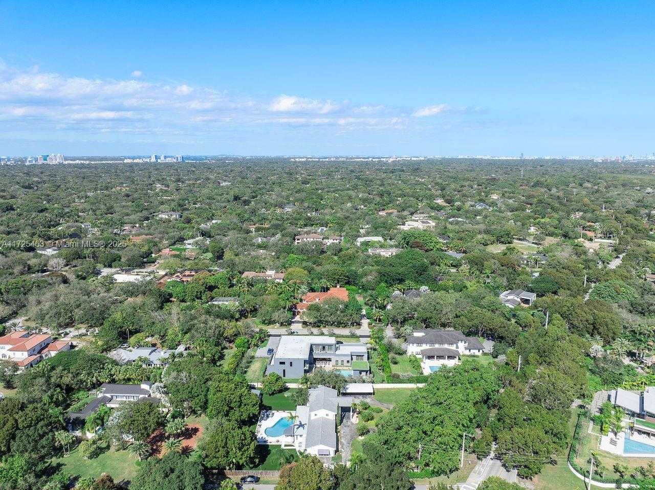 Small Image of 13000 OLD CUTLER RD, Pinecrest Number 44