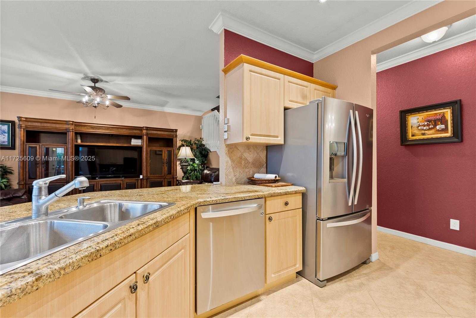 Small Image of 3482 COCO LAKE DR, Coconut Creek Number 11