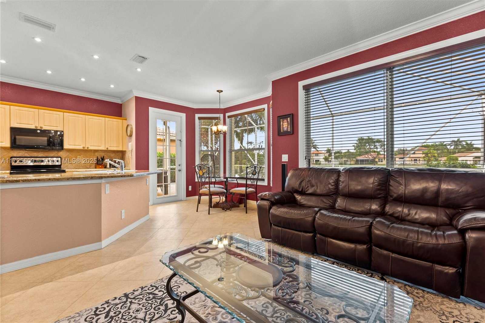Small Image of 3482 COCO LAKE DR, Coconut Creek Number 17