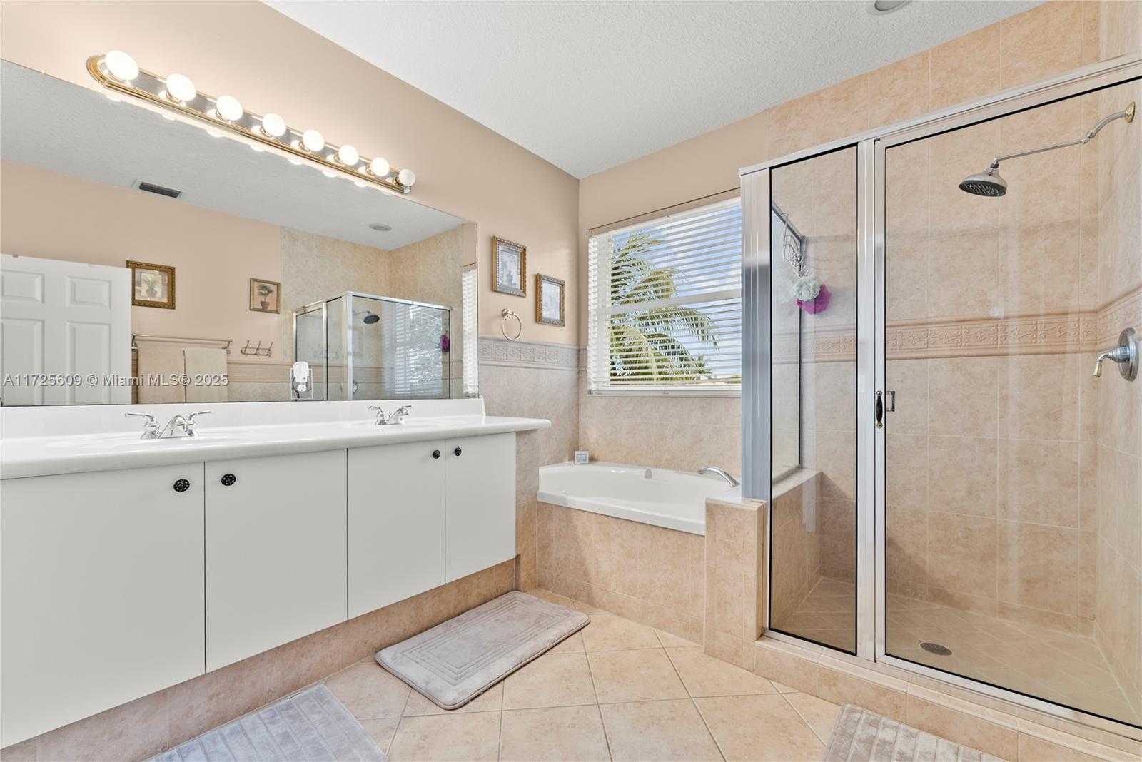 Small Image of 3482 COCO LAKE DR, Coconut Creek Number 30