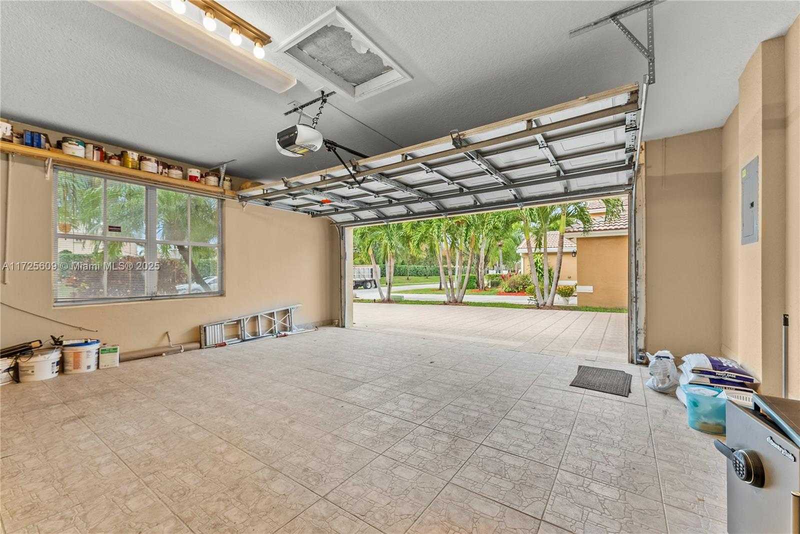 Small Image of 3482 COCO LAKE DR, Coconut Creek Number 40