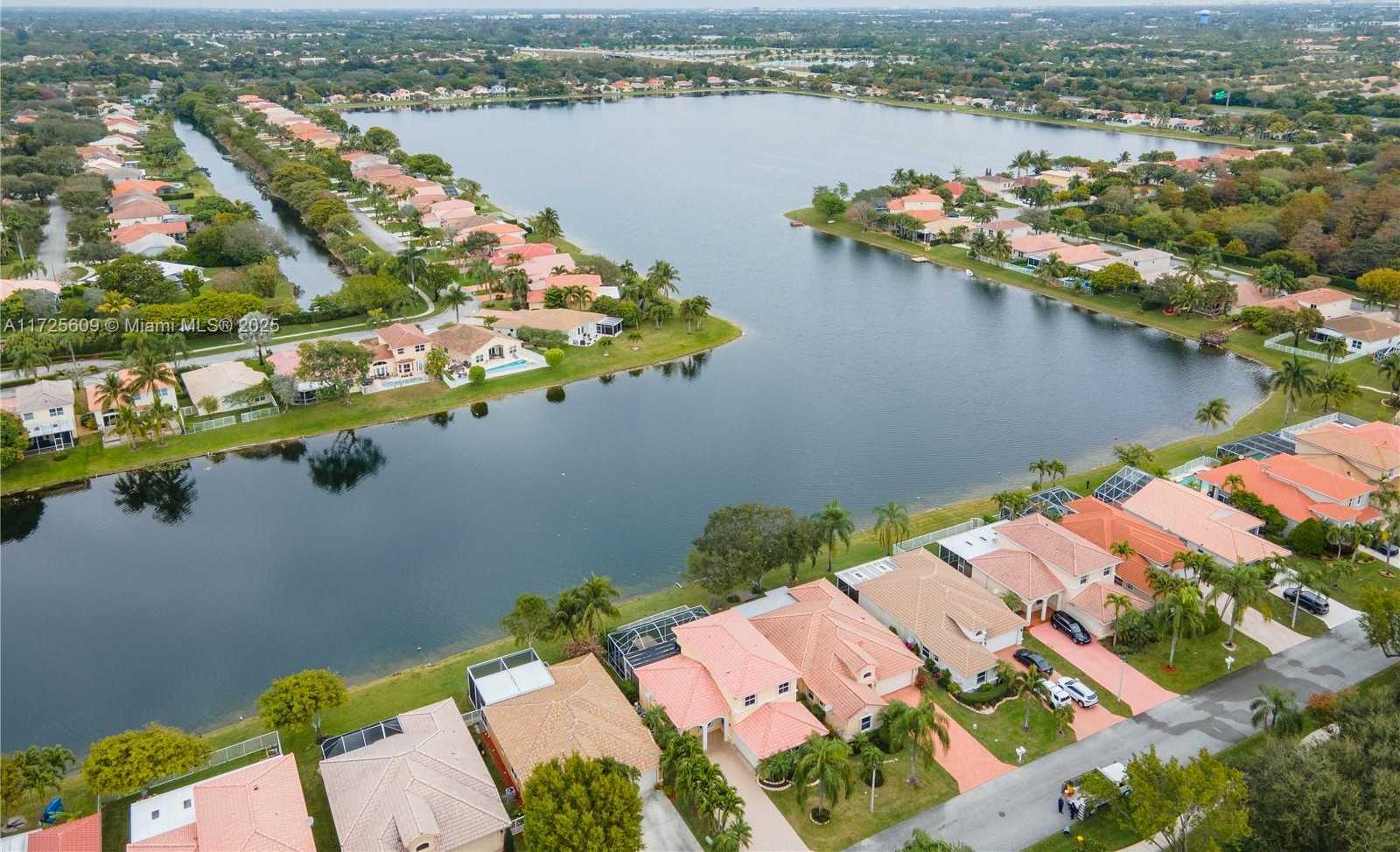 Small Image of 3482 COCO LAKE DR, Coconut Creek Number 50
