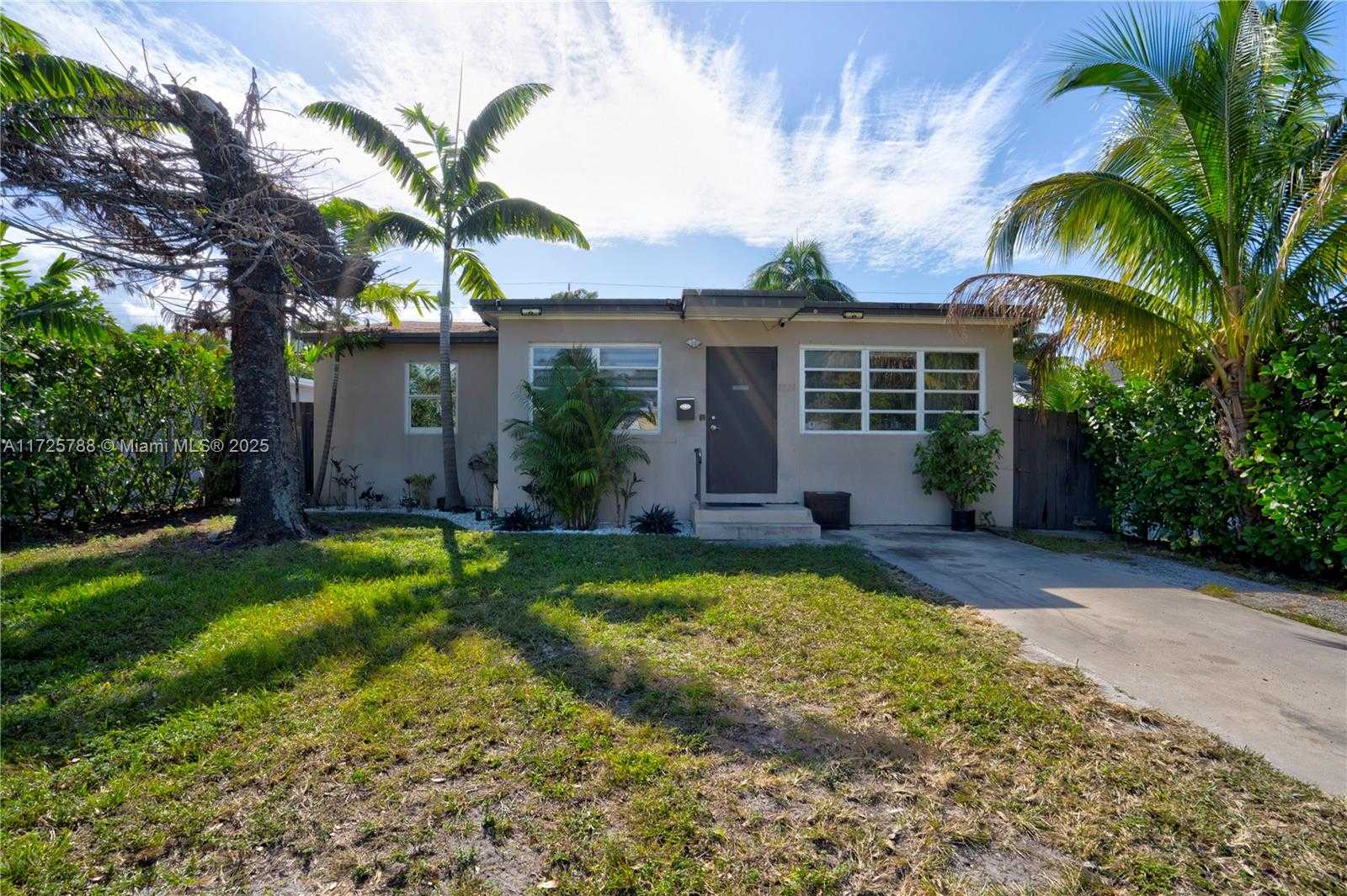 Small Image of 2326 HARDING ST, Hollywood Number 18