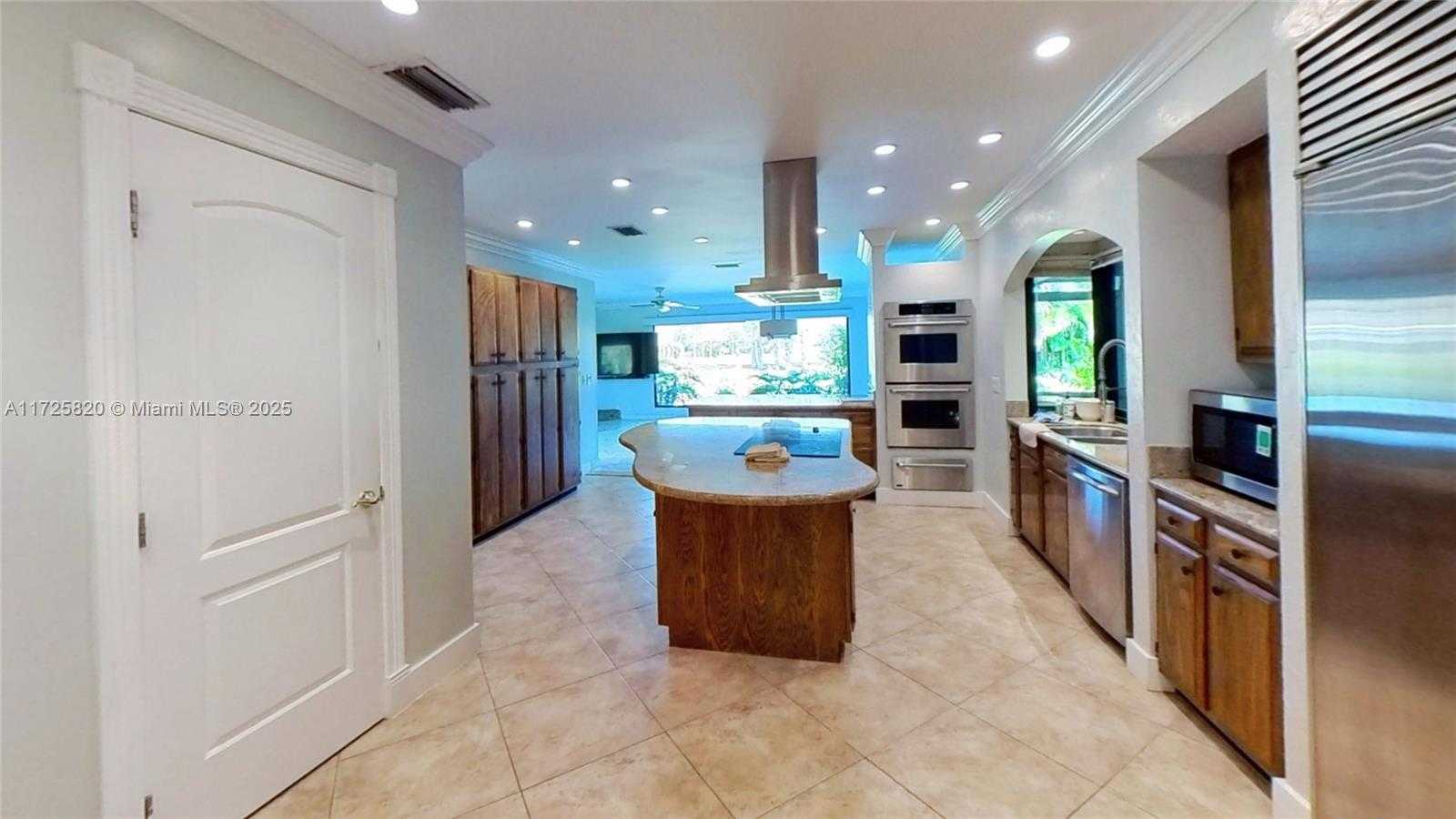 Small Image of 1 BALFOUR RD E, Palm Beach Gardens Number 14
