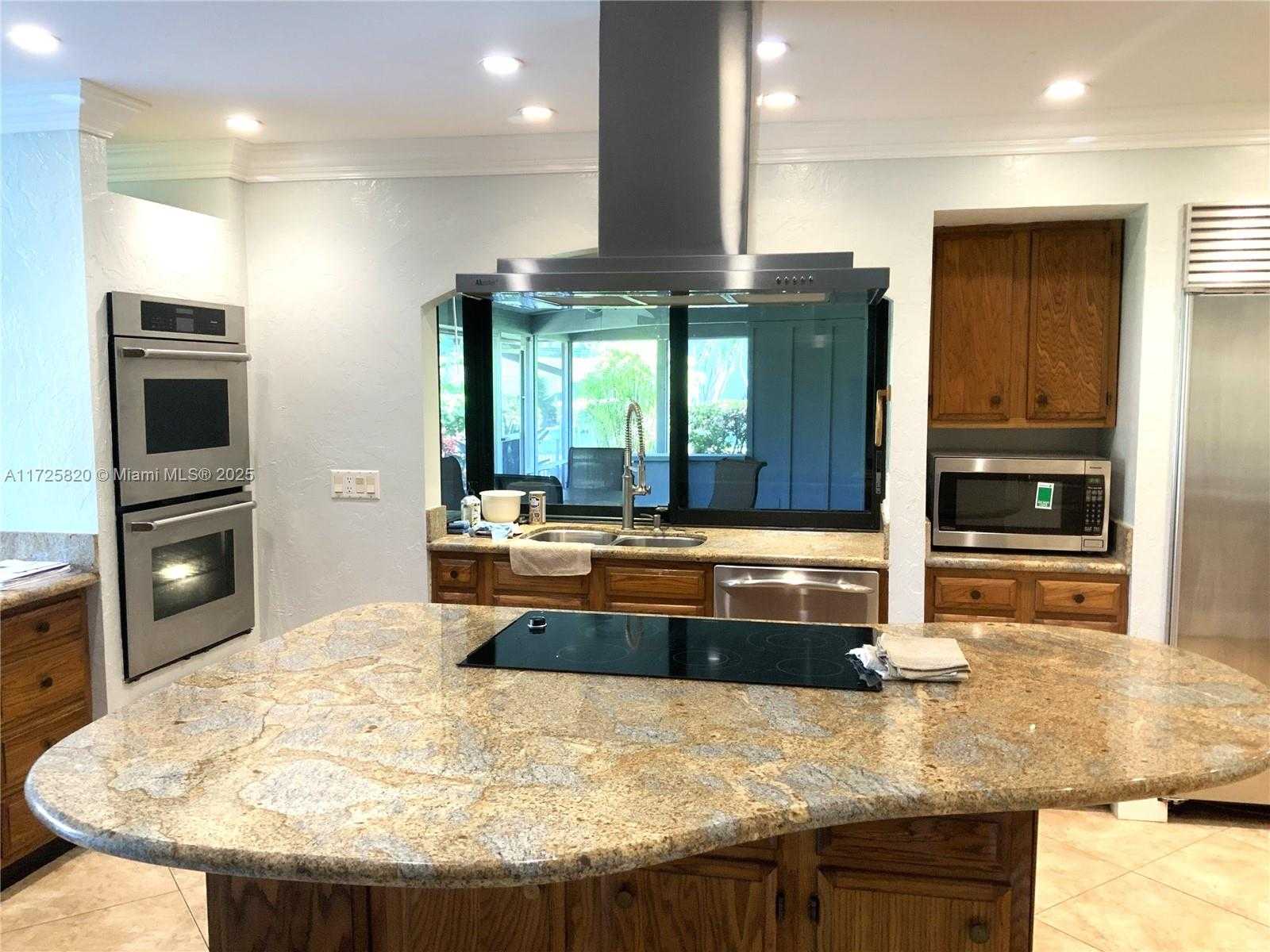 Small Image of 1 BALFOUR RD E, Palm Beach Gardens Number 15
