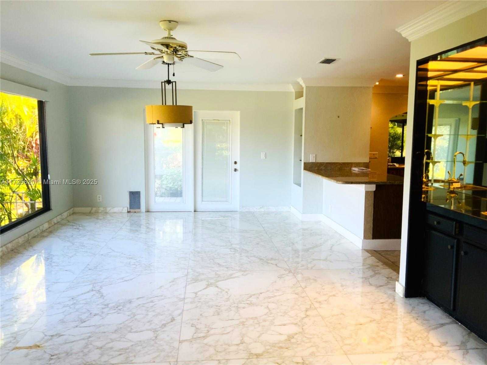 Small Image of 1 BALFOUR RD E, Palm Beach Gardens Number 19