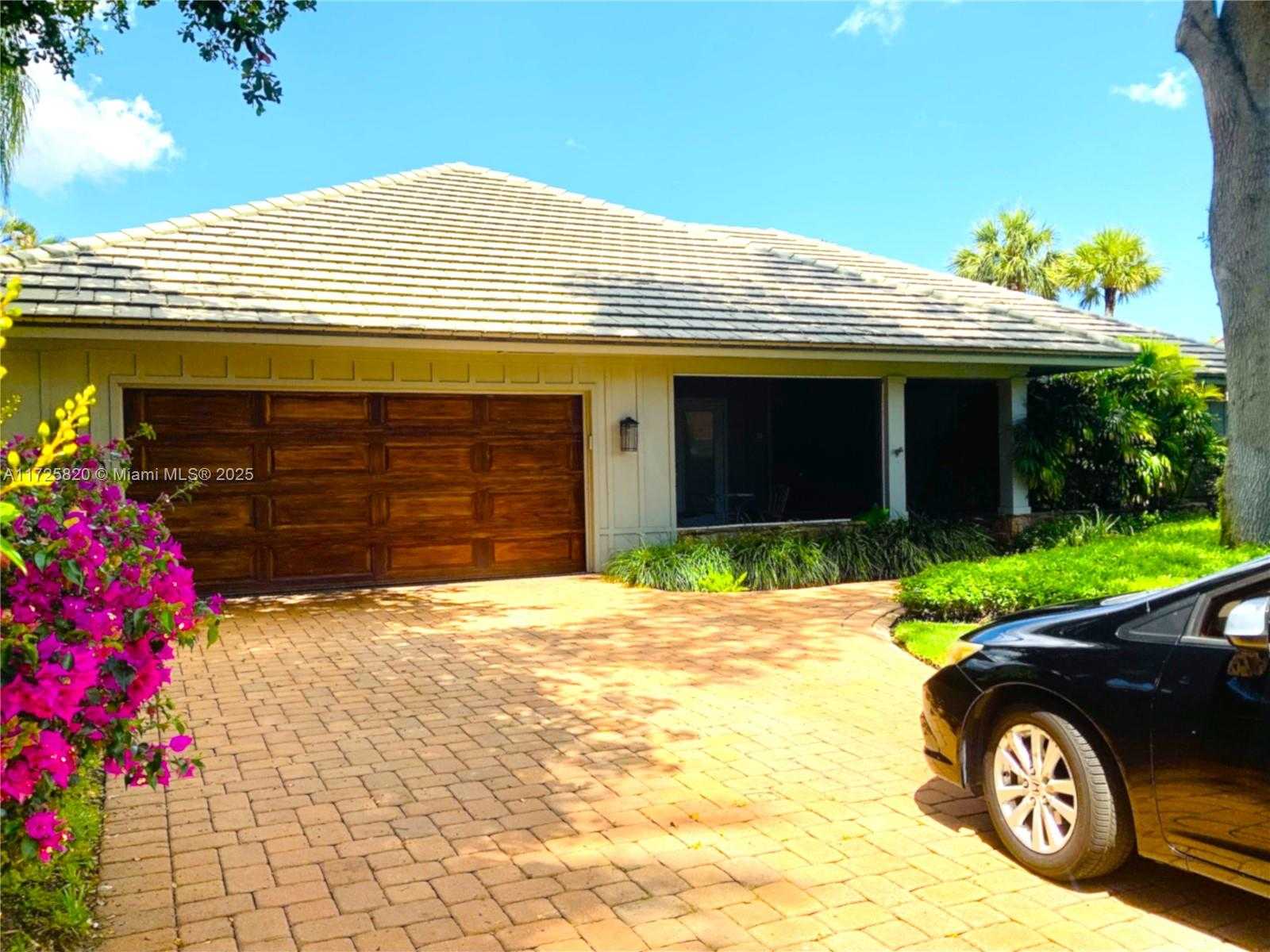 Small Image of 1 BALFOUR RD E, Palm Beach Gardens Number 3