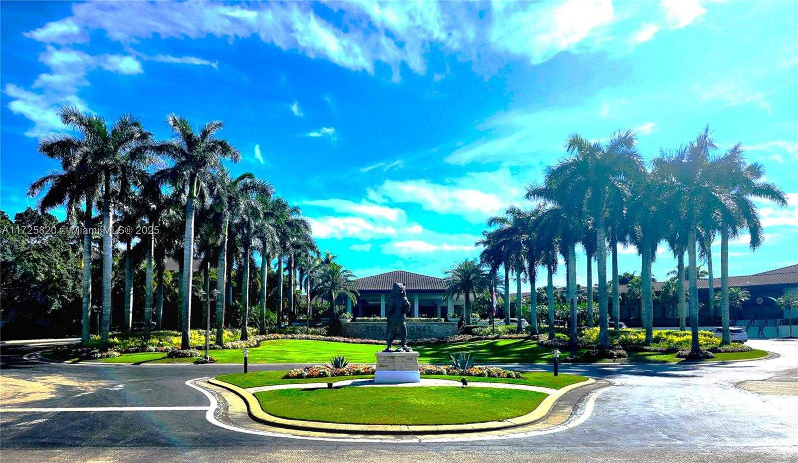 Small Image of 1 BALFOUR RD E, Palm Beach Gardens Number 37