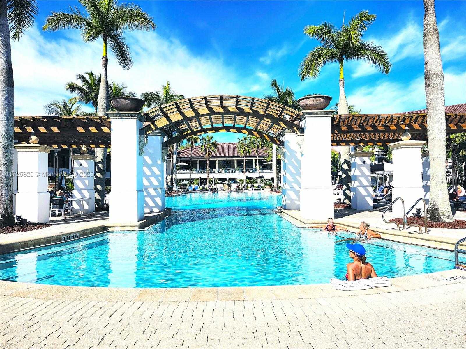 Small Image of 1 BALFOUR RD E, Palm Beach Gardens Number 38
