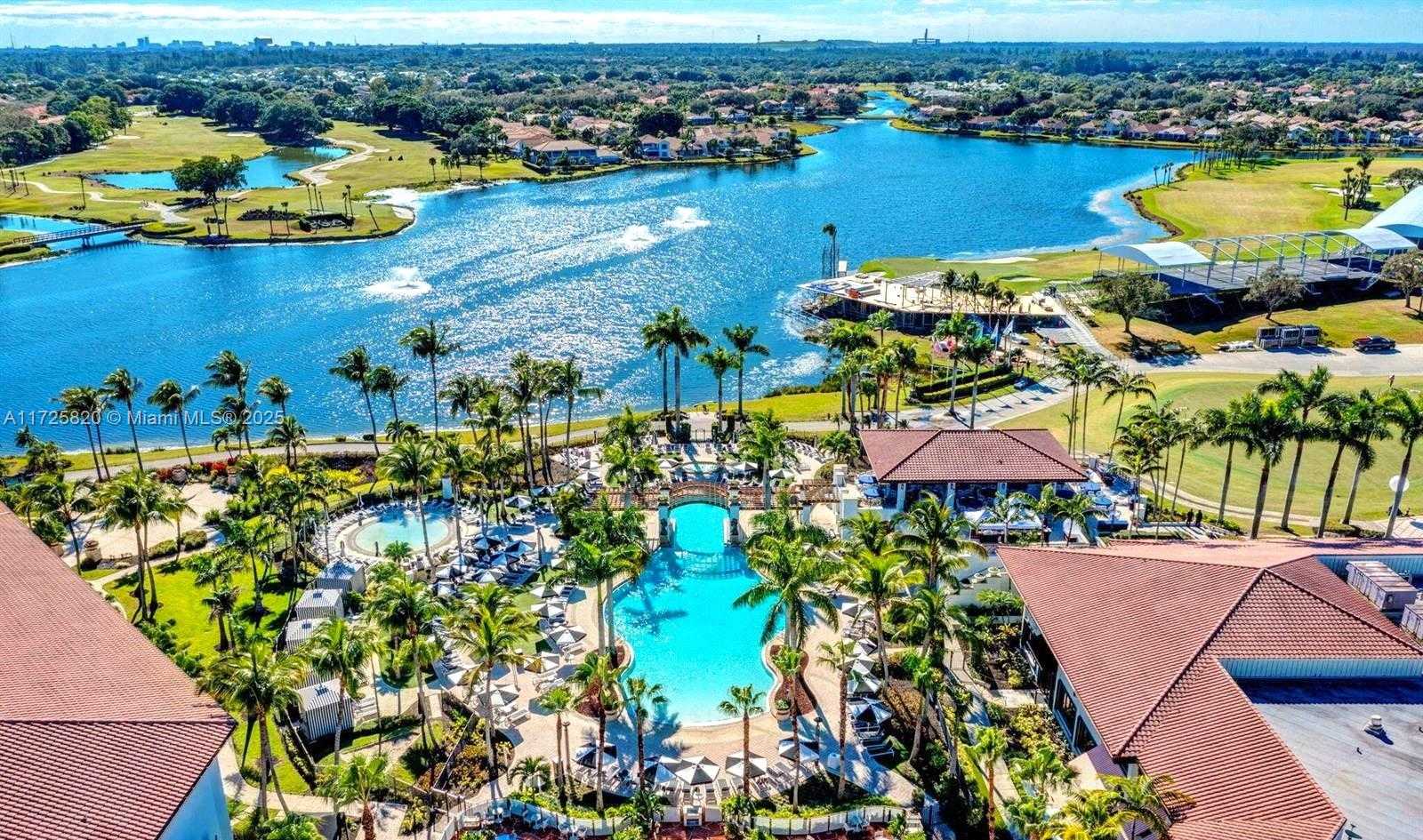 Small Image of 1 BALFOUR RD E, Palm Beach Gardens Number 51