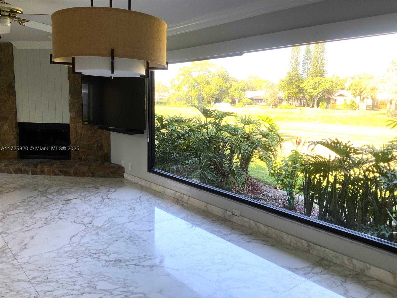 Small Image of 1 BALFOUR RD E, Palm Beach Gardens Number 72