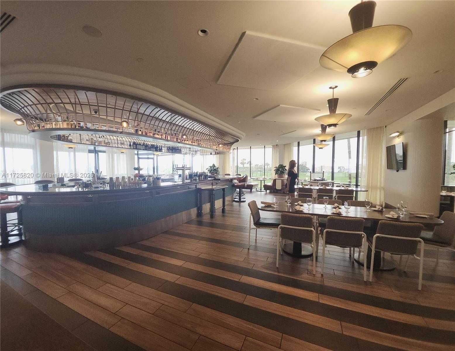 Small Image of 1 BALFOUR RD E, Palm Beach Gardens Number 74
