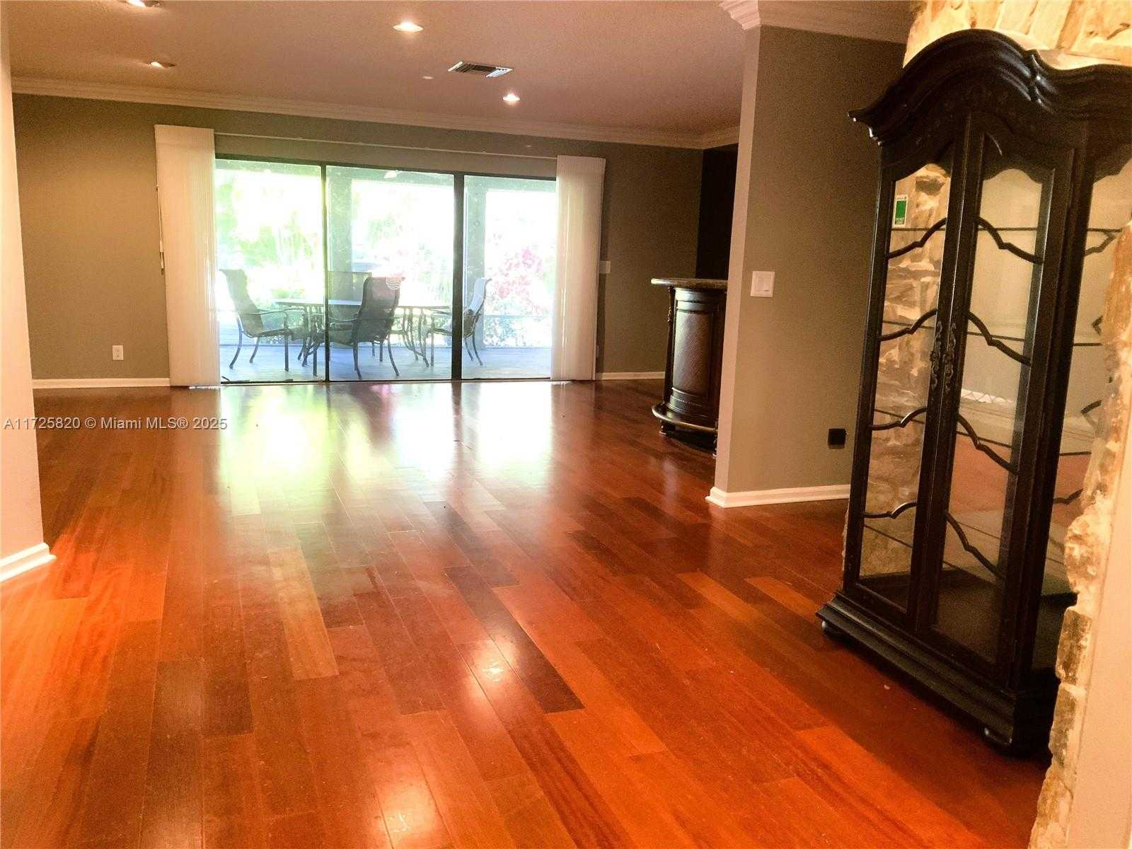 Small Image of 1 BALFOUR RD E, Palm Beach Gardens Number 8