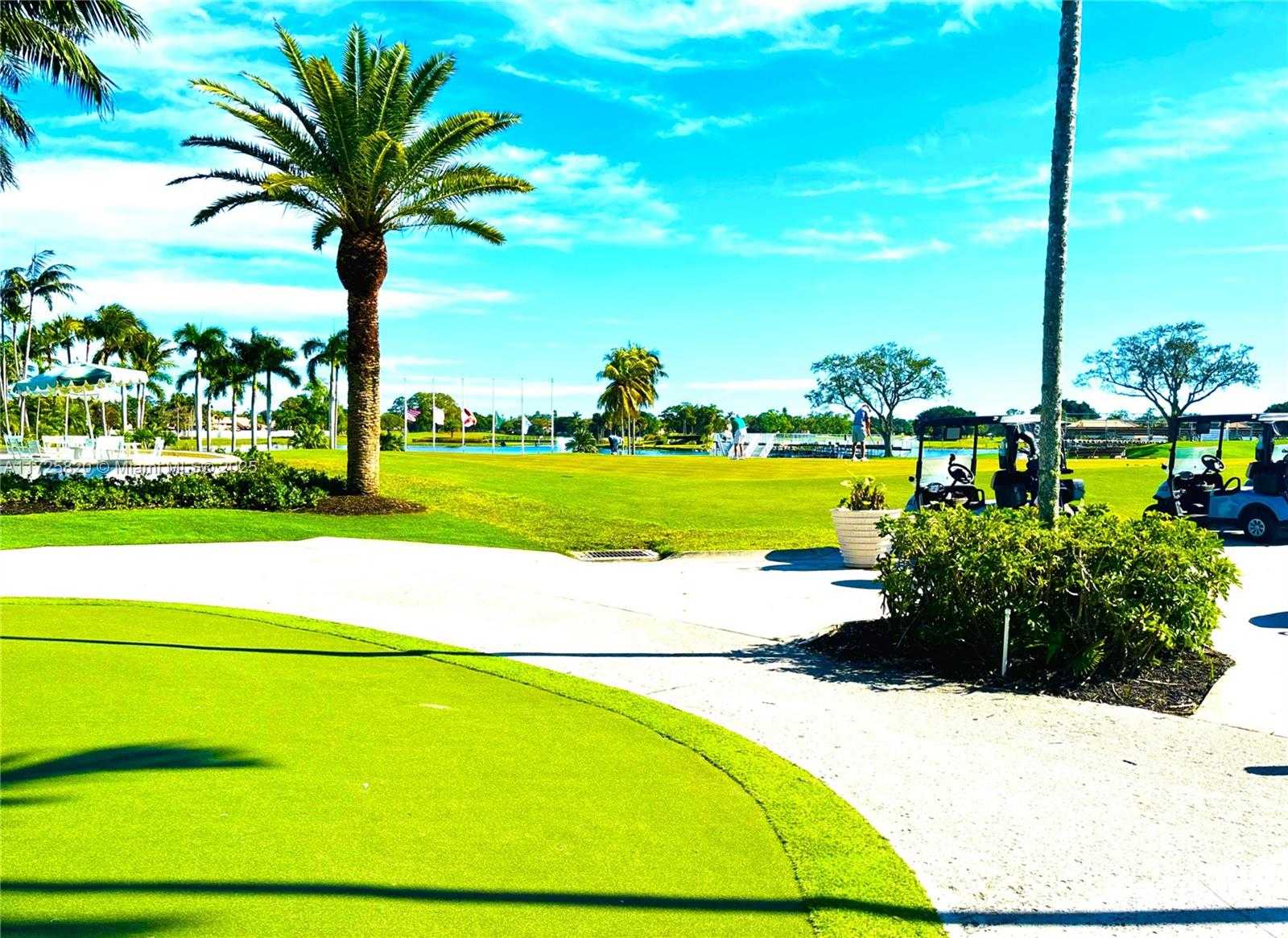 Small Image of 1 BALFOUR RD E, Palm Beach Gardens Number 89