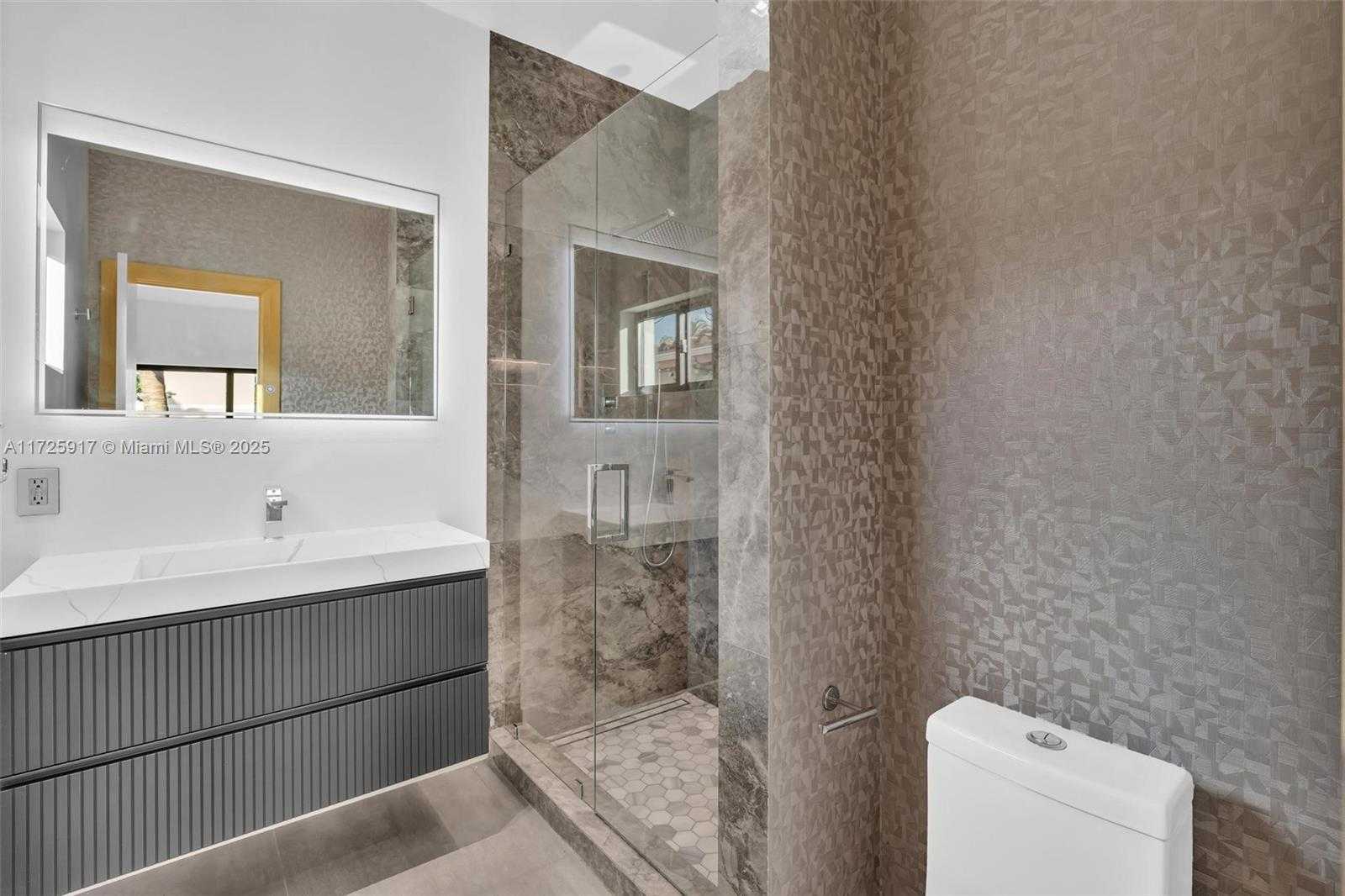 Small Image of 9448 ABBOTT AVE, Surfside Number 18