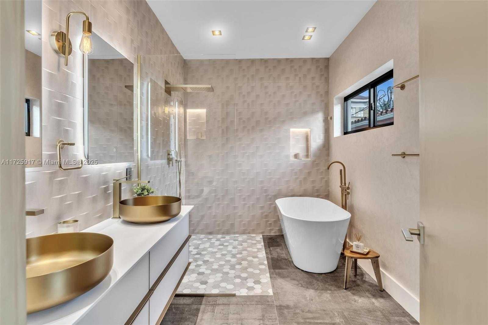 Small Image of 9448 ABBOTT AVE, Surfside Number 22