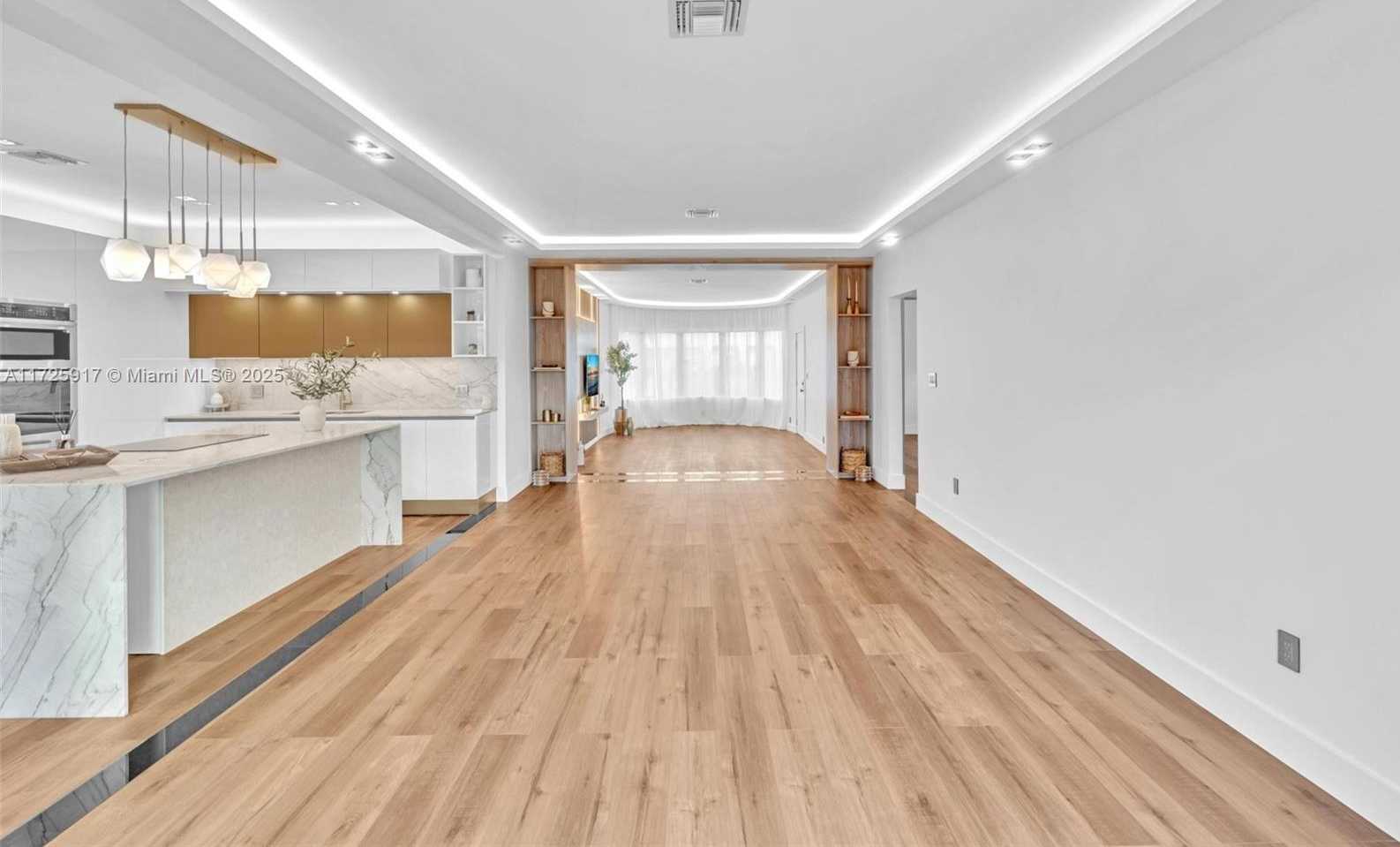 Small Image of 9448 ABBOTT AVE, Surfside Number 8