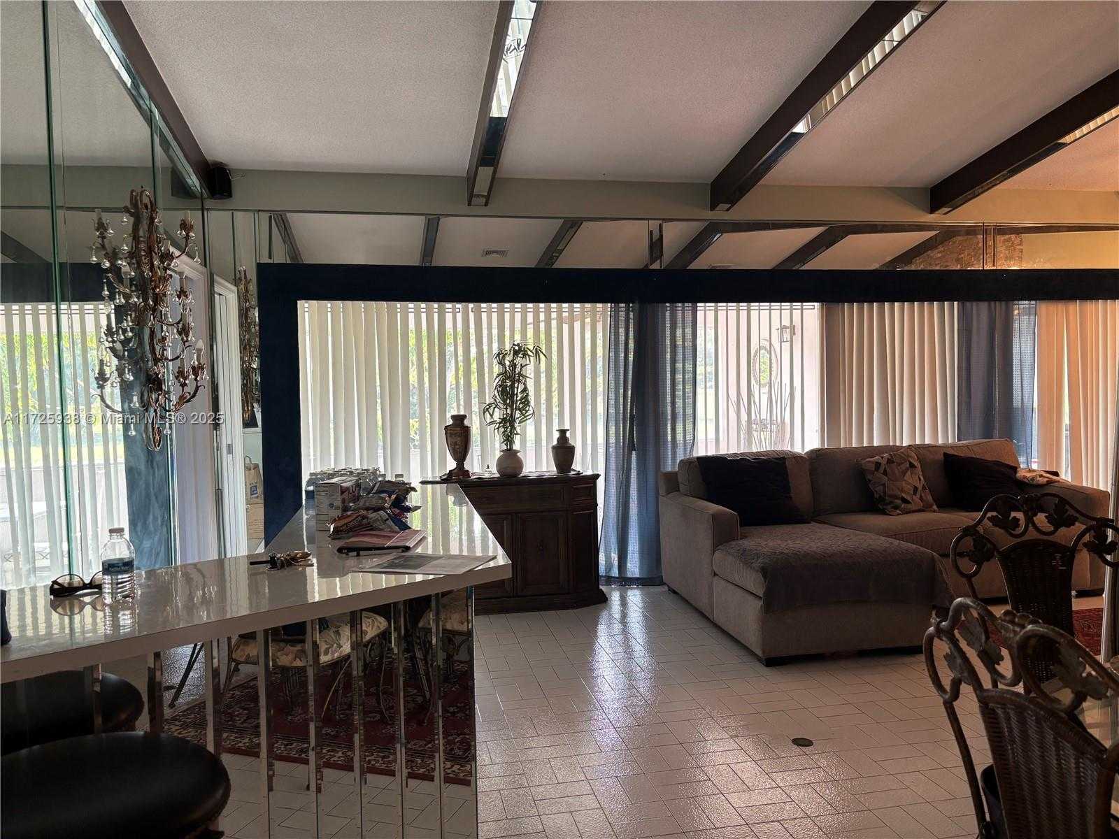 Small Image of 4609 BAYBERRY LN, Tamarac Number 50