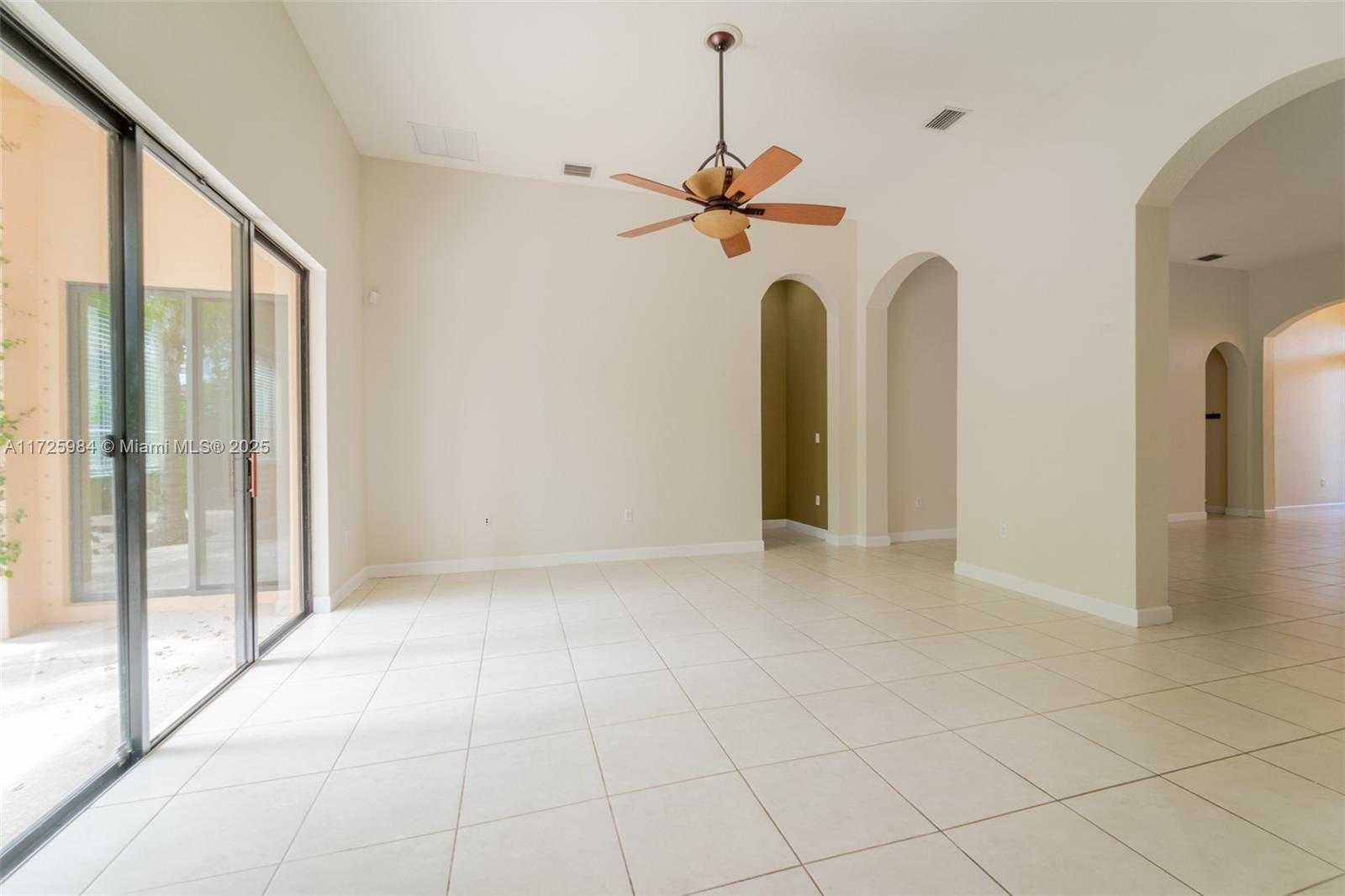Small Image of 7564 SOUTH WEST 190TH ST, Cutler Bay Number 22