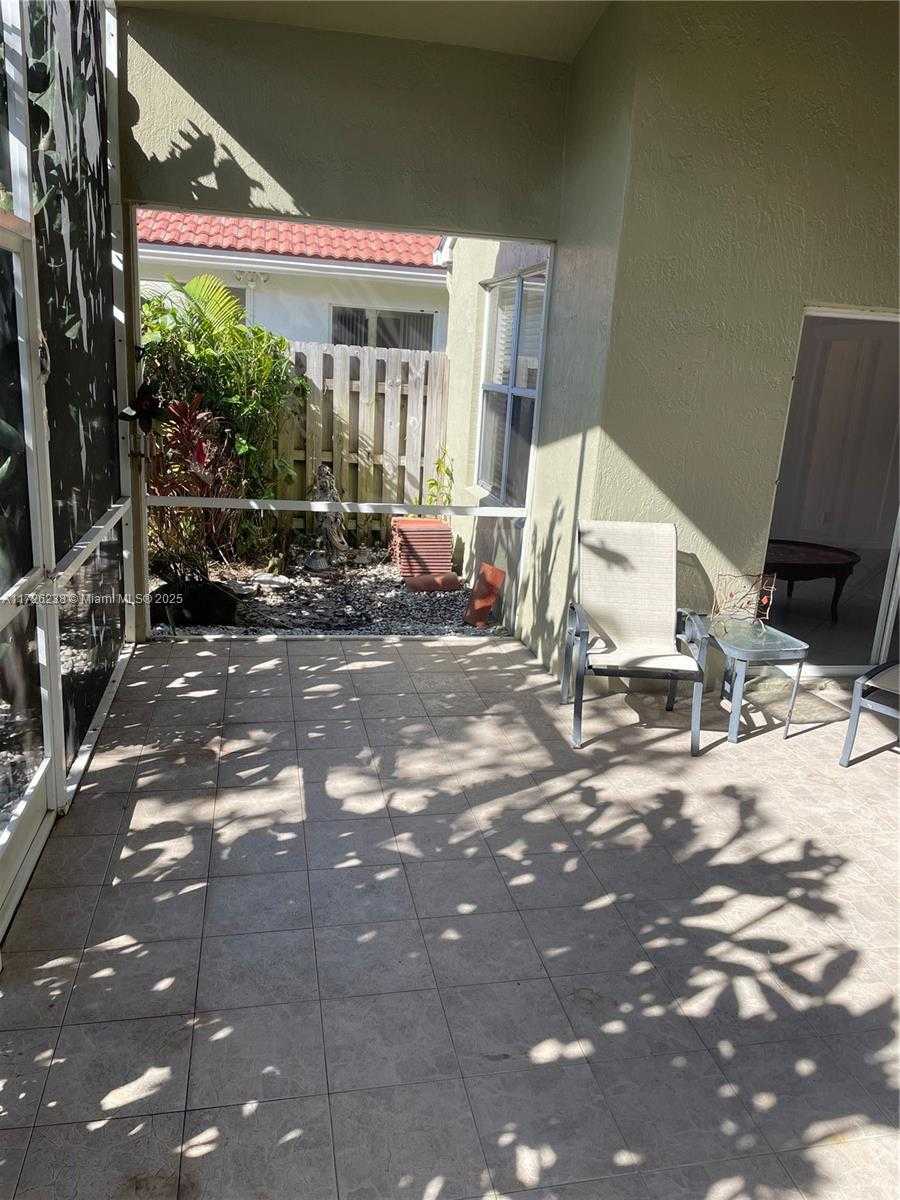 Imagen de Pequeño Objeto