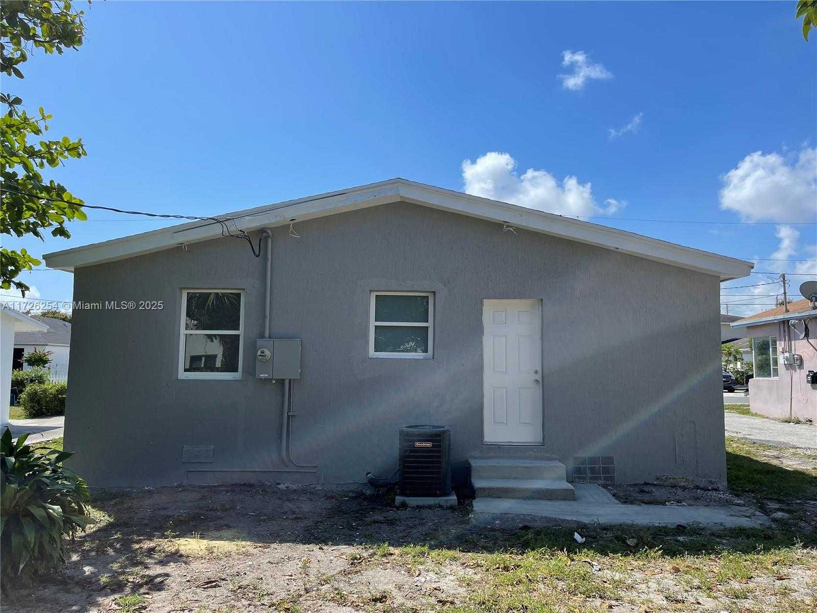 Small Image of 719 21ST ST, West Palm Beach Number 8