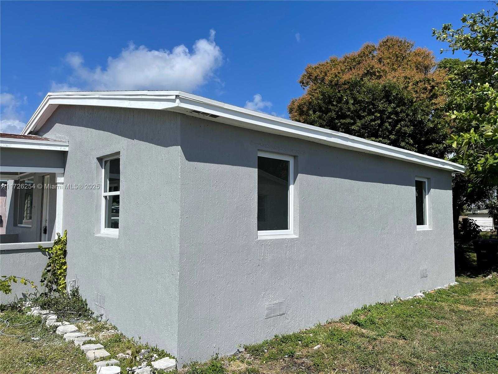 Small Image of 719 21ST ST, West Palm Beach Number 9