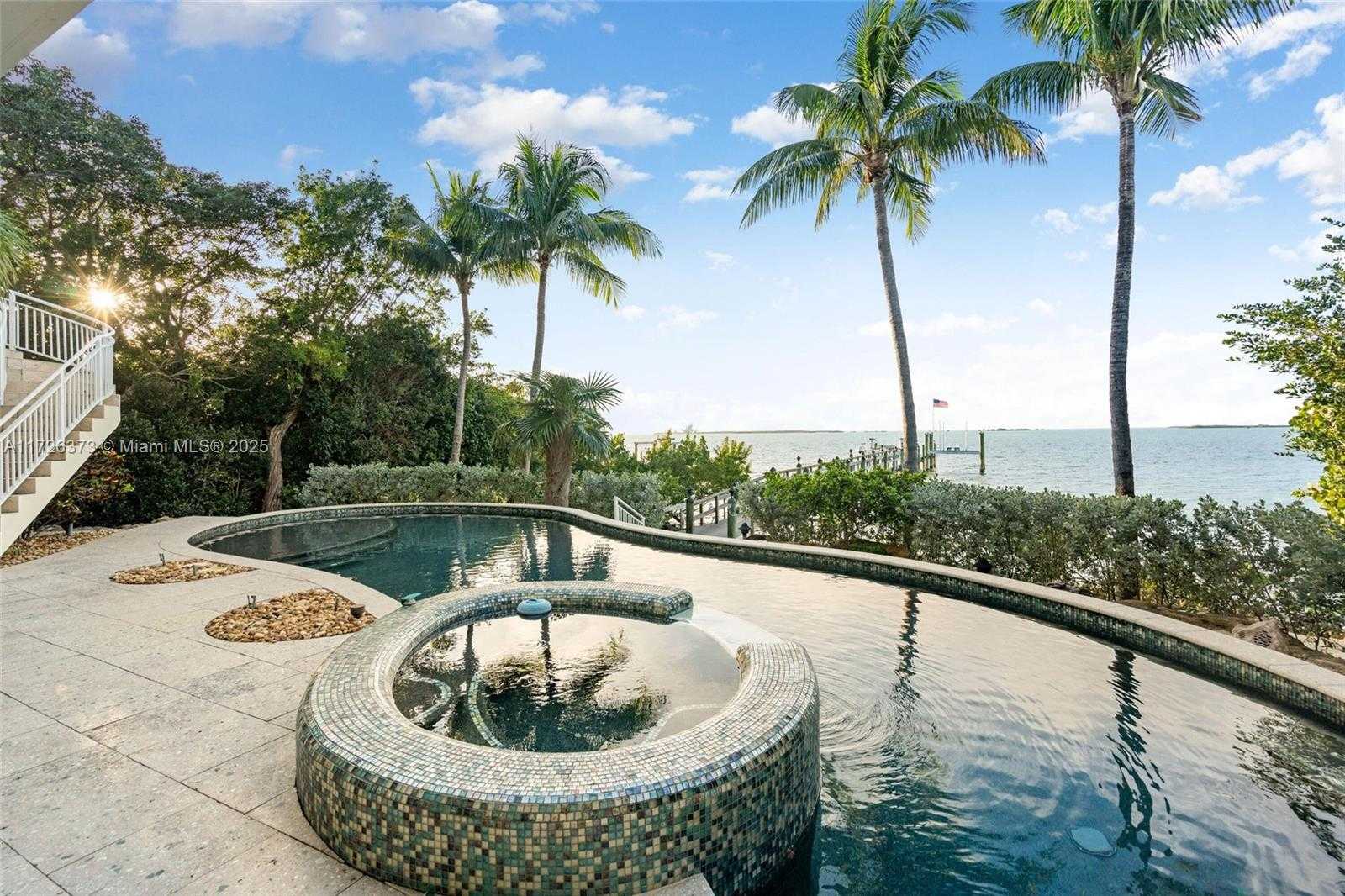 Small Image of Key Largo Number 21