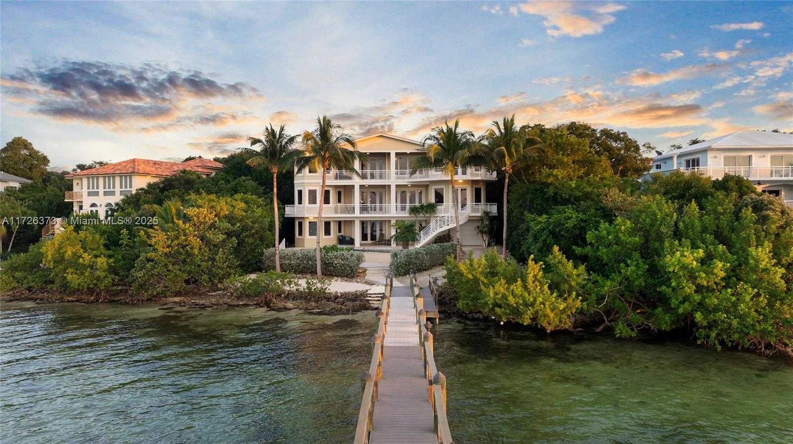 Small Image of Key Largo Number 5