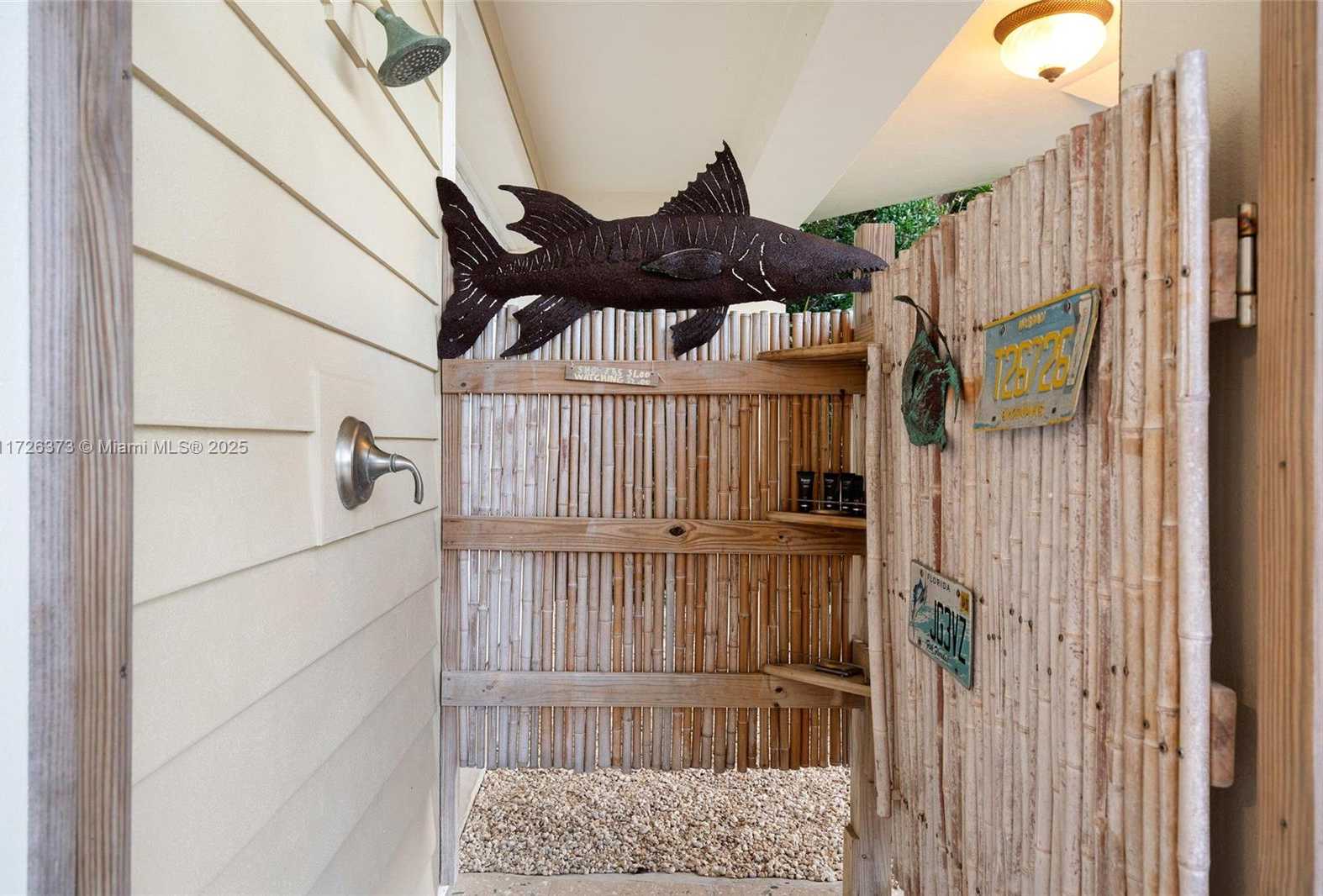 Small Image of Key Largo Number 60