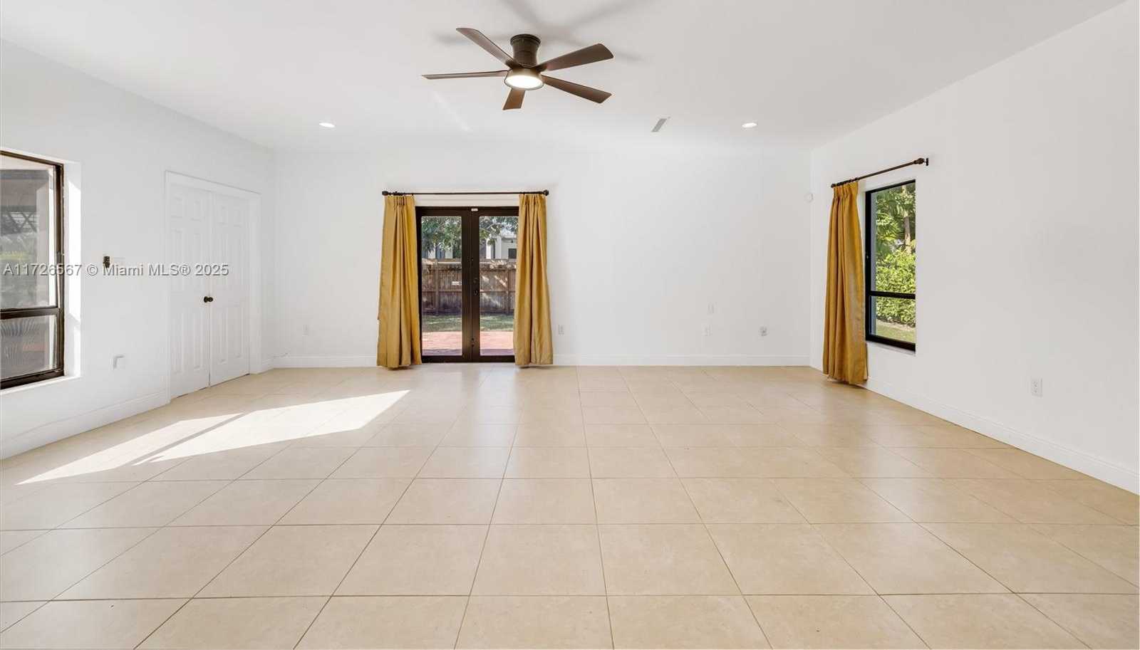 Small Image of 10670 SOUTH WEST 87TH AVE, Miami Number 21