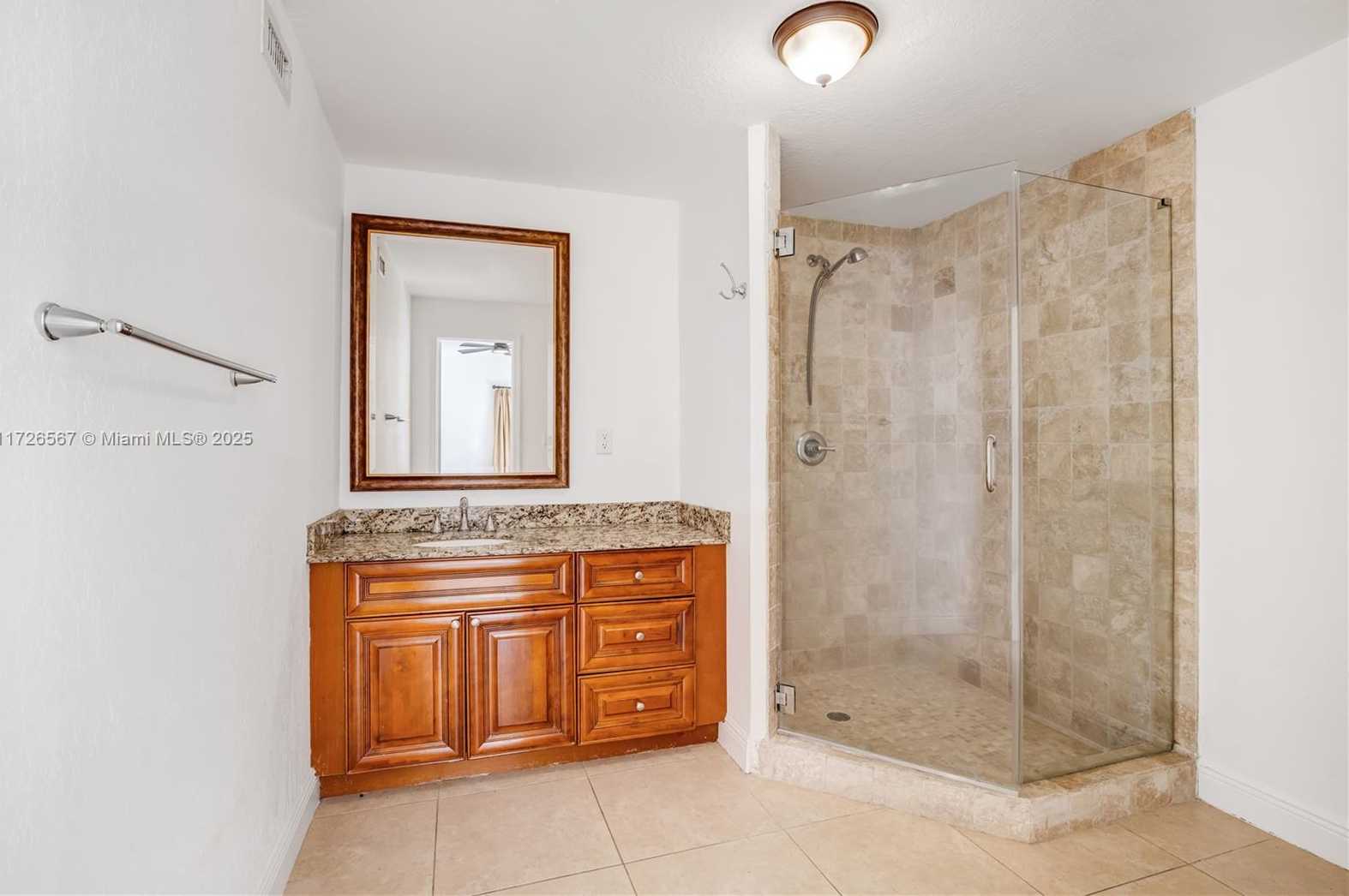 Small Image of 10670 SOUTH WEST 87TH AVE, Miami Number 25