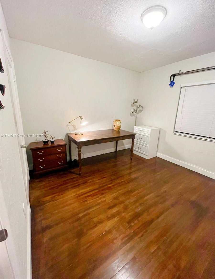 Small Image of 9040 SOUTH WEST 156TH ST, Palmetto Bay Number 11