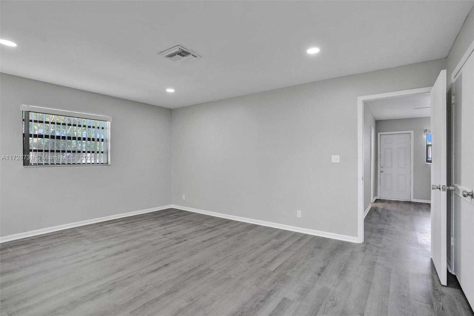 Small Image of 337 NORTH WEST 6TH ST, Deerfield Beach Number 10