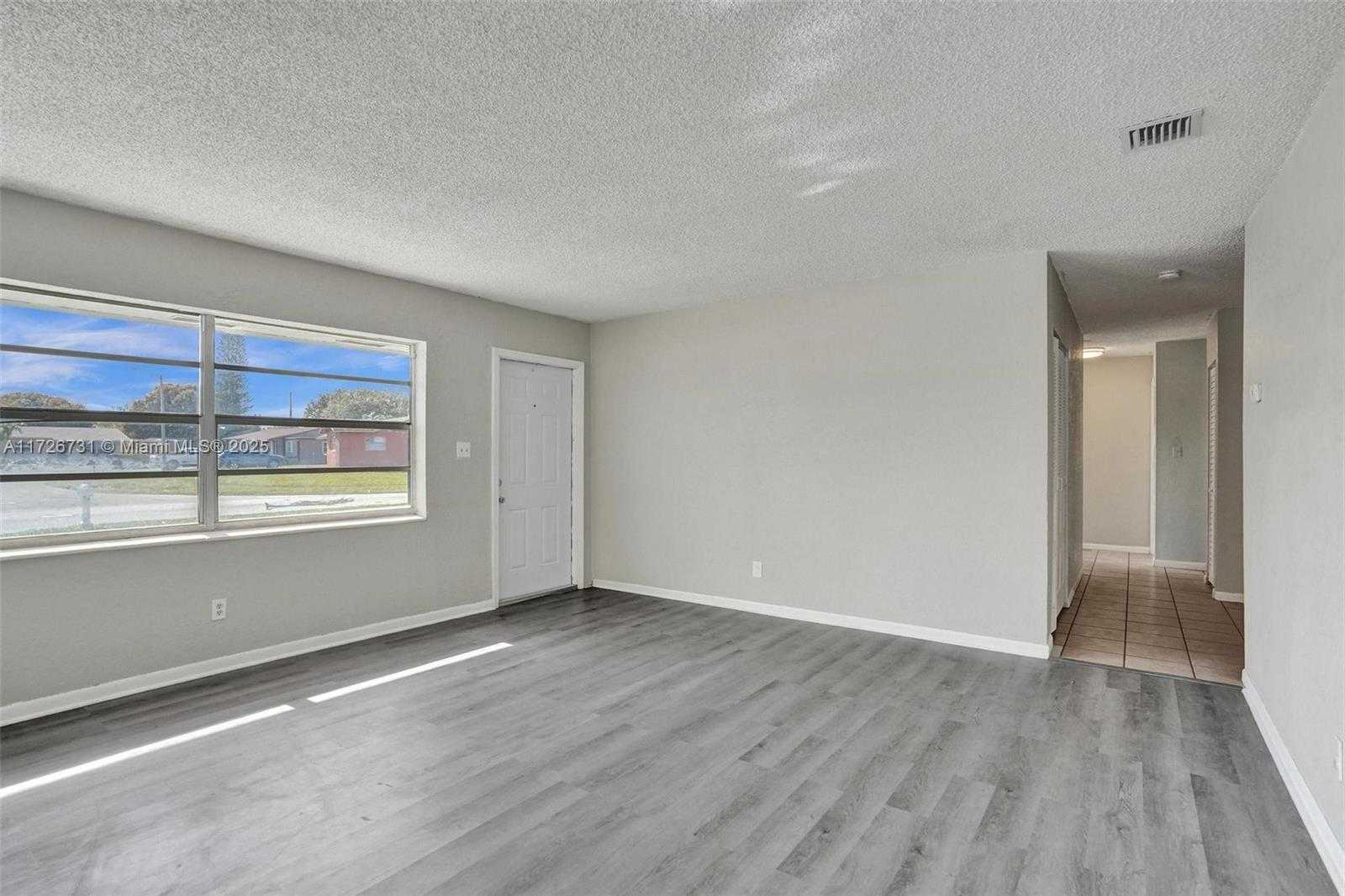 Small Image of 337 NORTH WEST 6TH ST, Deerfield Beach Number 11
