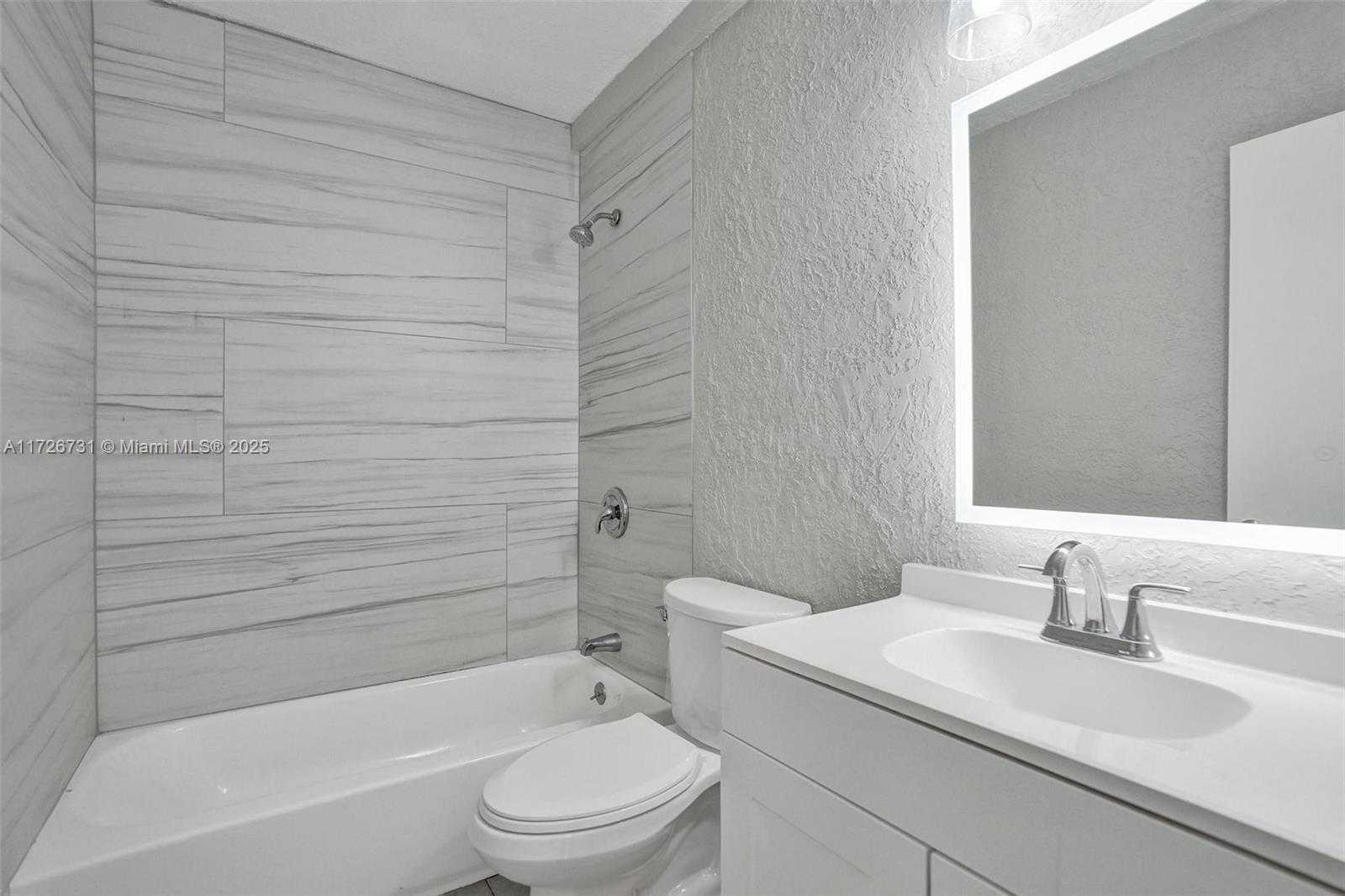 Small Image of 337 NORTH WEST 6TH ST, Deerfield Beach Number 30