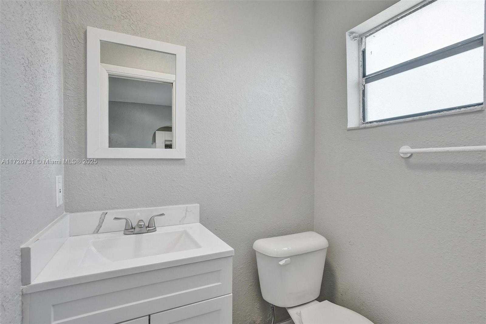 Small Image of 337 NORTH WEST 6TH ST, Deerfield Beach Number 33