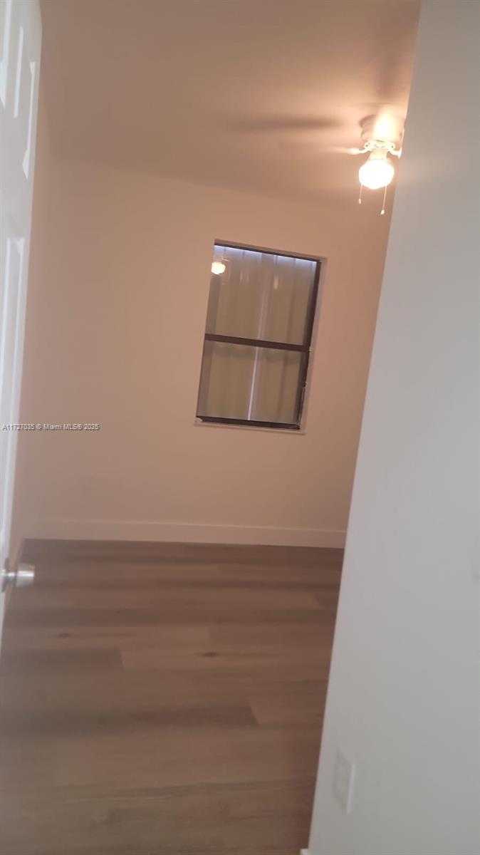 Small Image of 571 SOUTH EAST 37TH PL, Homestead Number 13