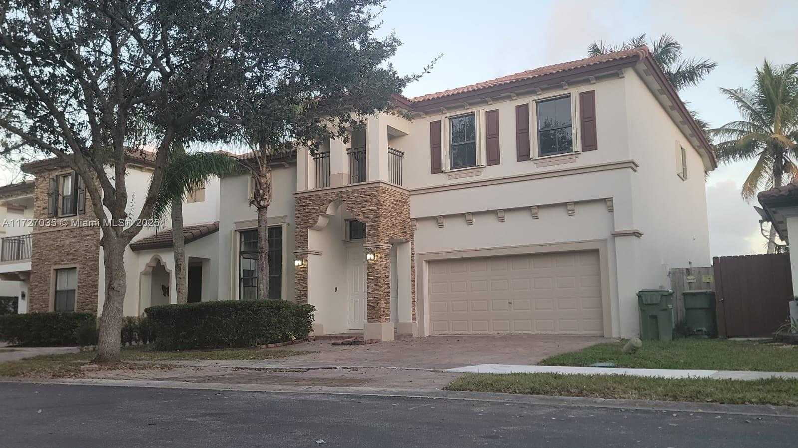 Small Image of 571 SOUTH EAST 37TH PL, Homestead Number 2