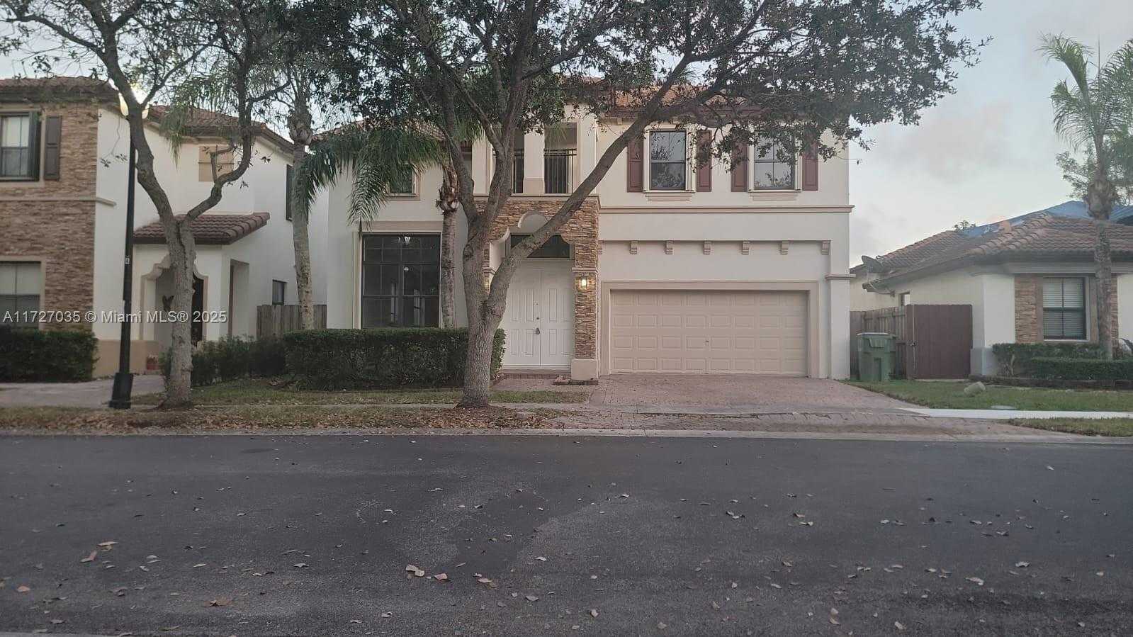 Small Image of 571 SOUTH EAST 37TH PL, Homestead Number 3